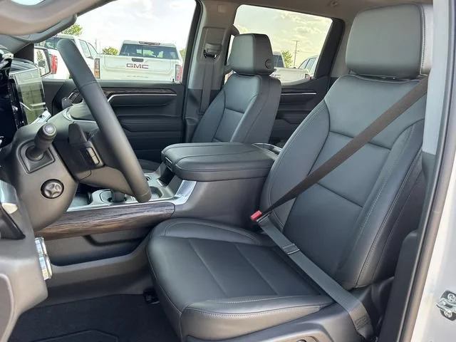 2026 GMC Sierra 1500 SLT - Photo 23