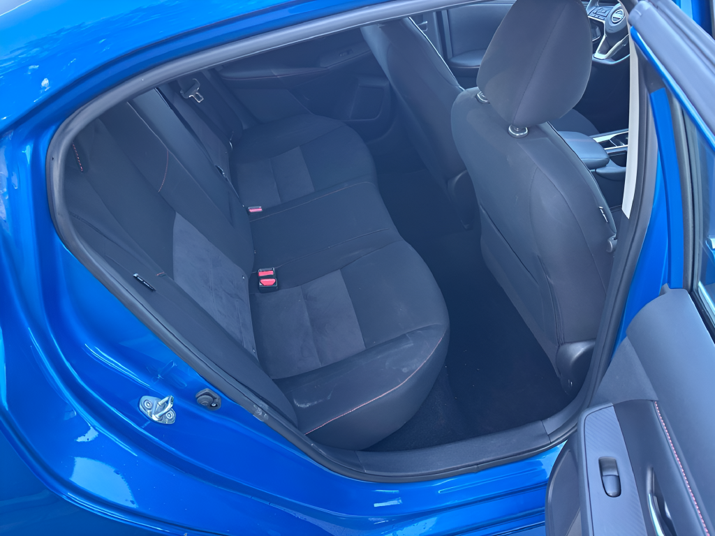Used 2025 Blue Nissan SR image 11