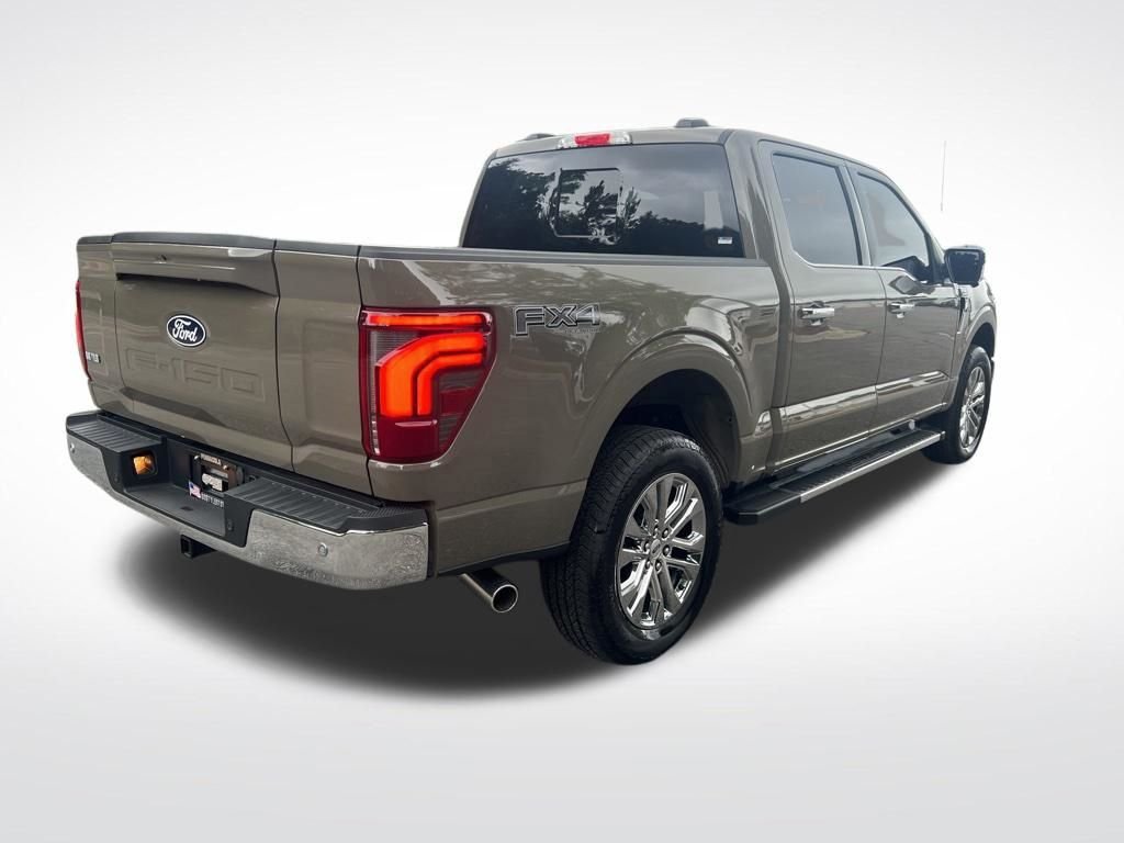 Used 2025 Gray Ford Lariat image 5
