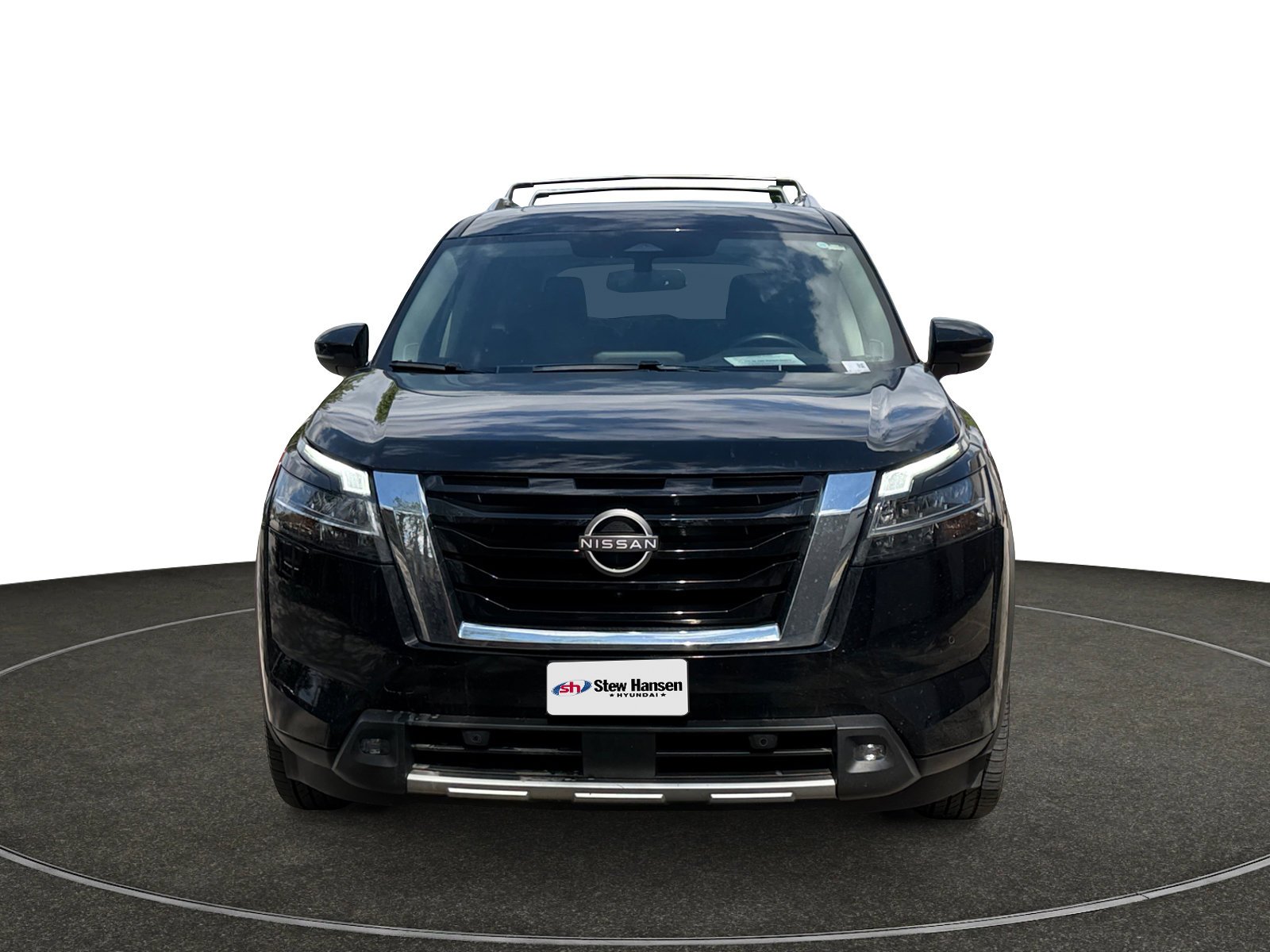 Used 2022 Super Black Nissan SL image 8