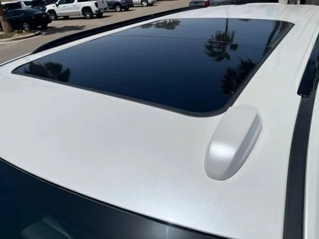 Used 2025 Iridescent Pearl Tricoat Chevrolet RST image 11