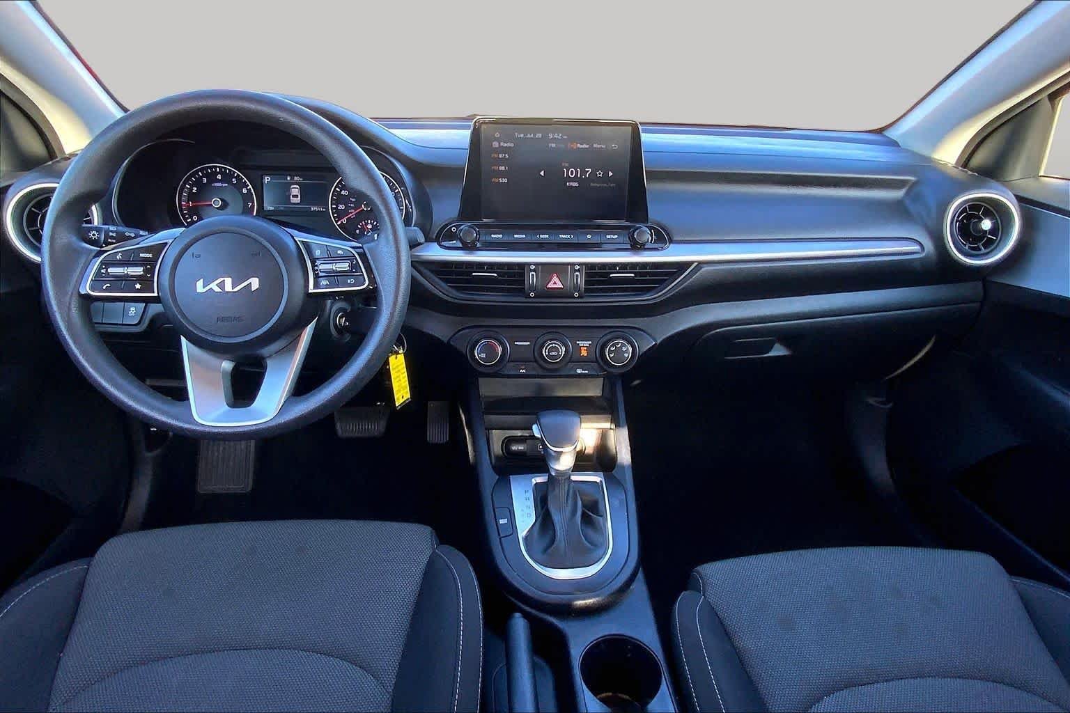 Used 2024 Gravity Gray Kia LXS image 15