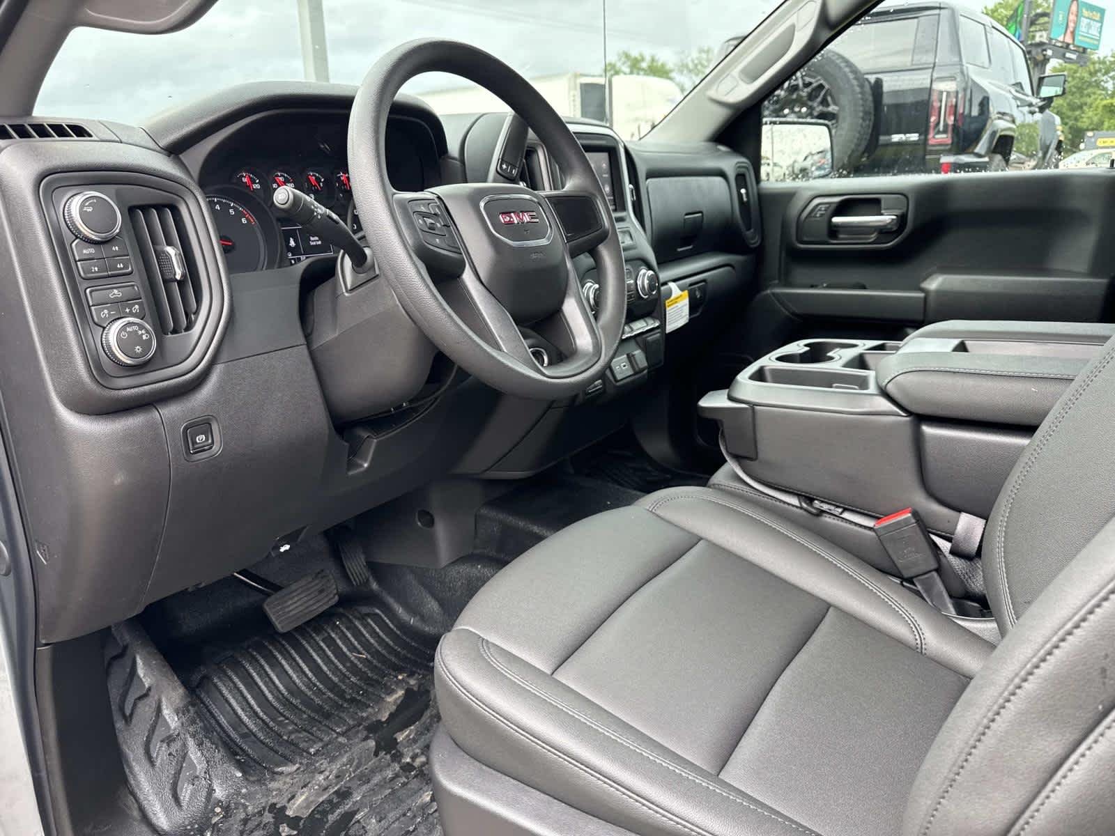 2026 GMC Sierra 1500 Pro - Photo 10