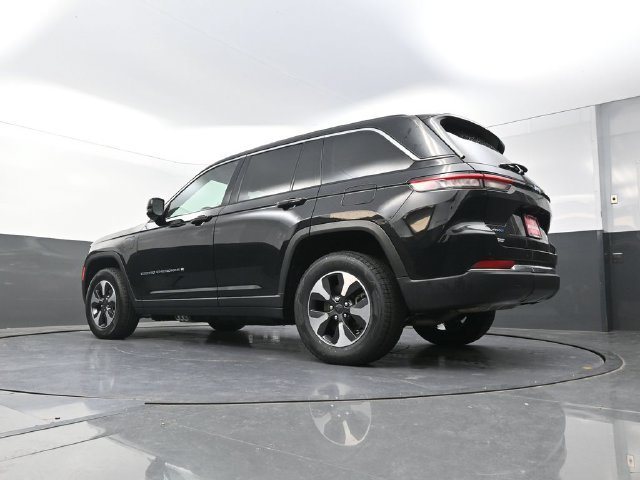 Used 2024 Black Jeep 4xe image 35