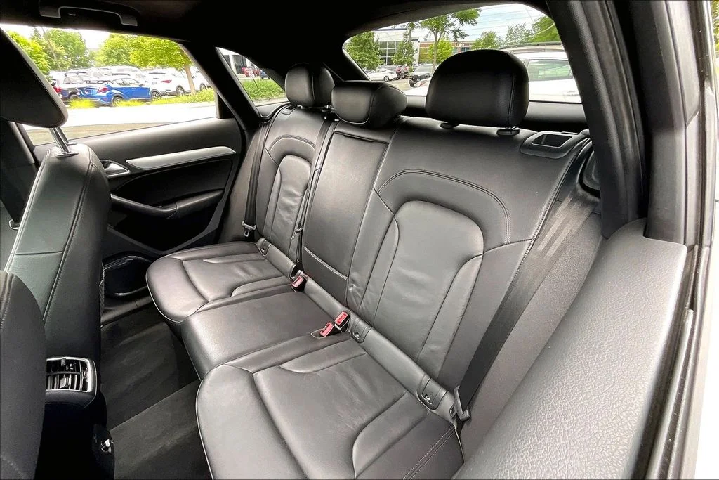 Used 2016 Gray Audi 2.0T Prestige image 29