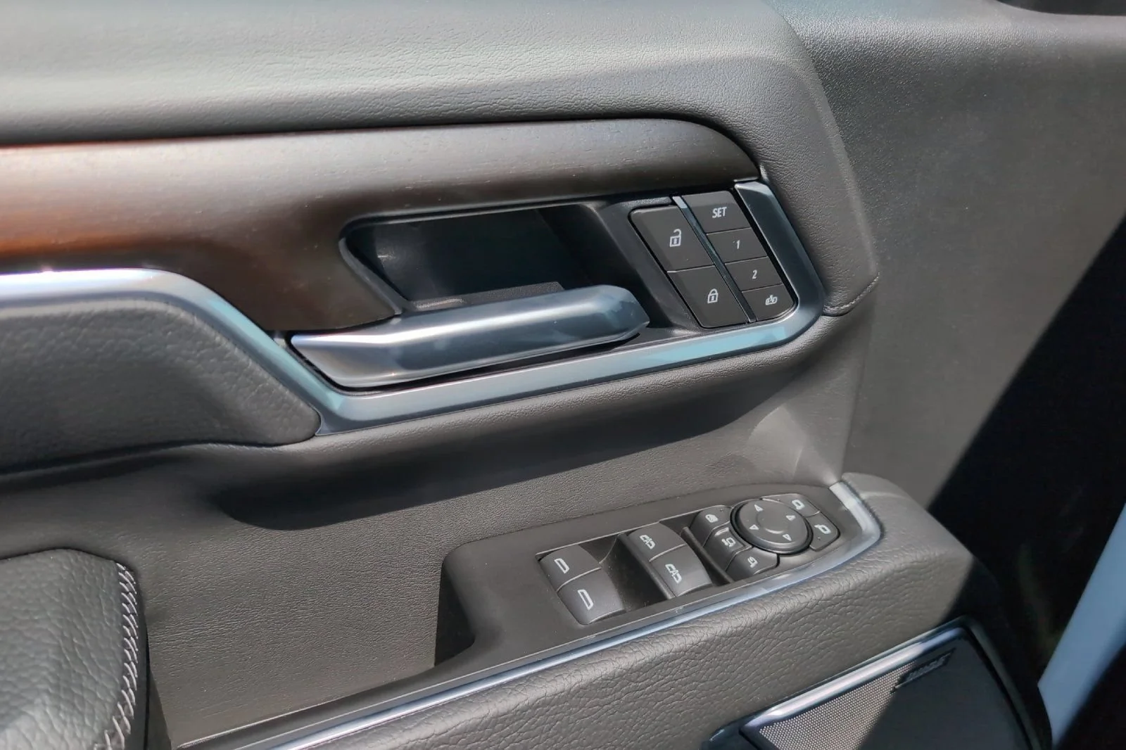 New 2026 Glacier White Tricoat GMC Denali image 11