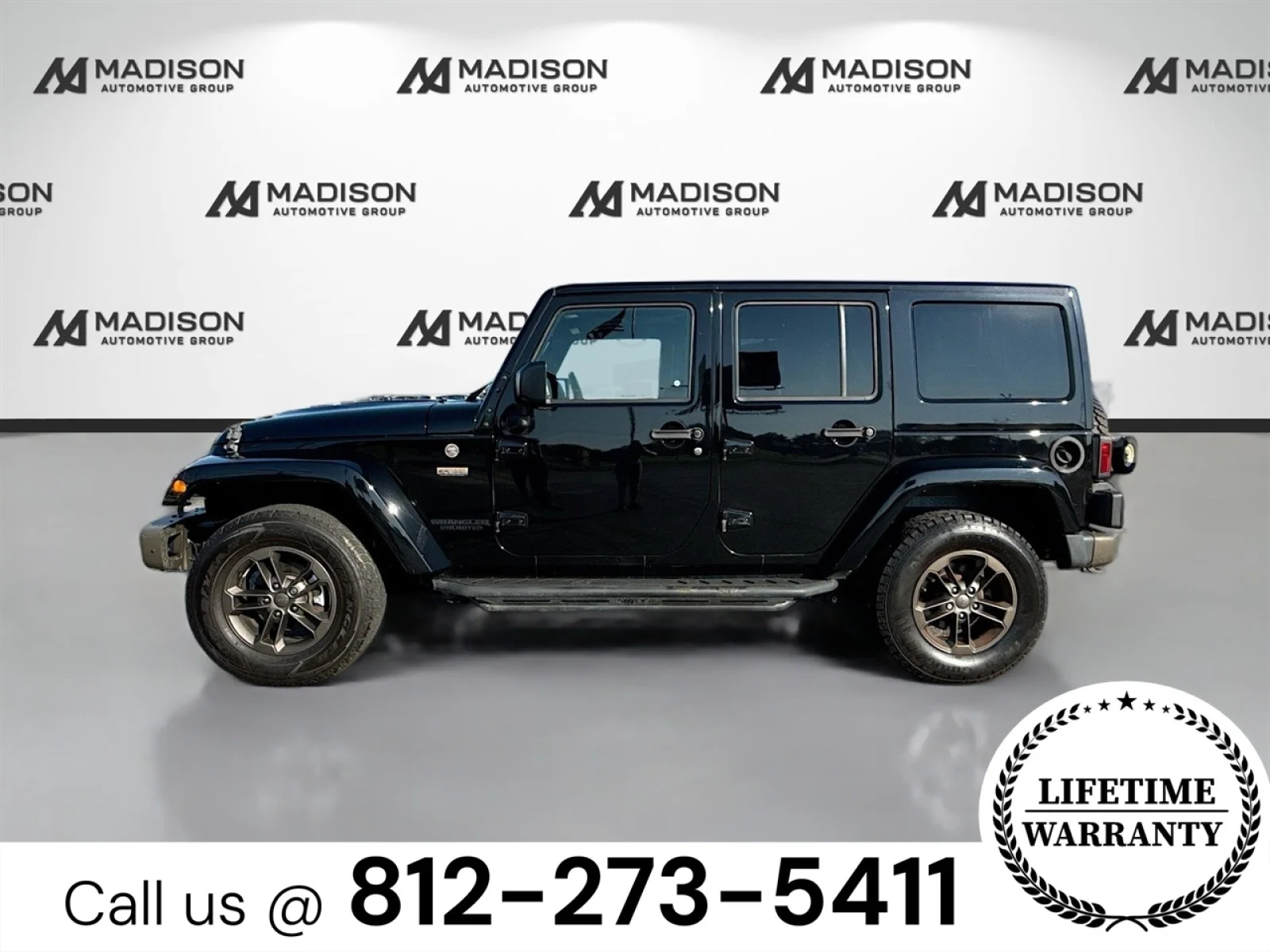 Used 2017 BLK Jeep 75th Anniversary image 8