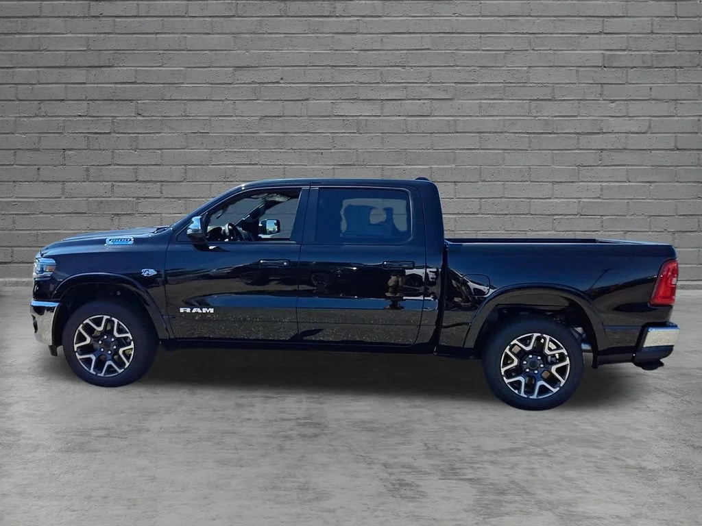New 2027 Diamond Black Crystal Pearlcoat Ram Laramie image 5