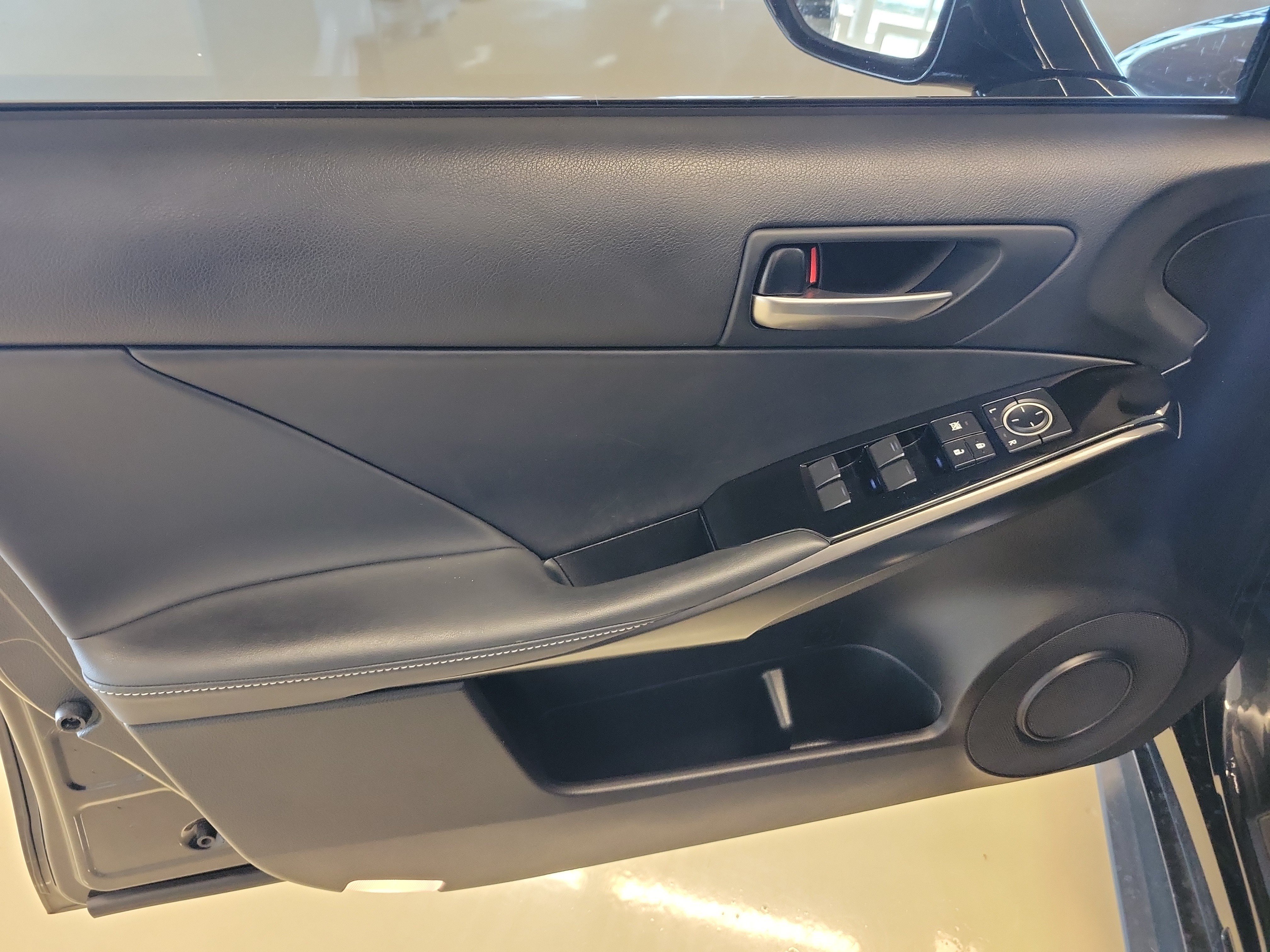 Used 2023 Caviar Lexus 300 image 20