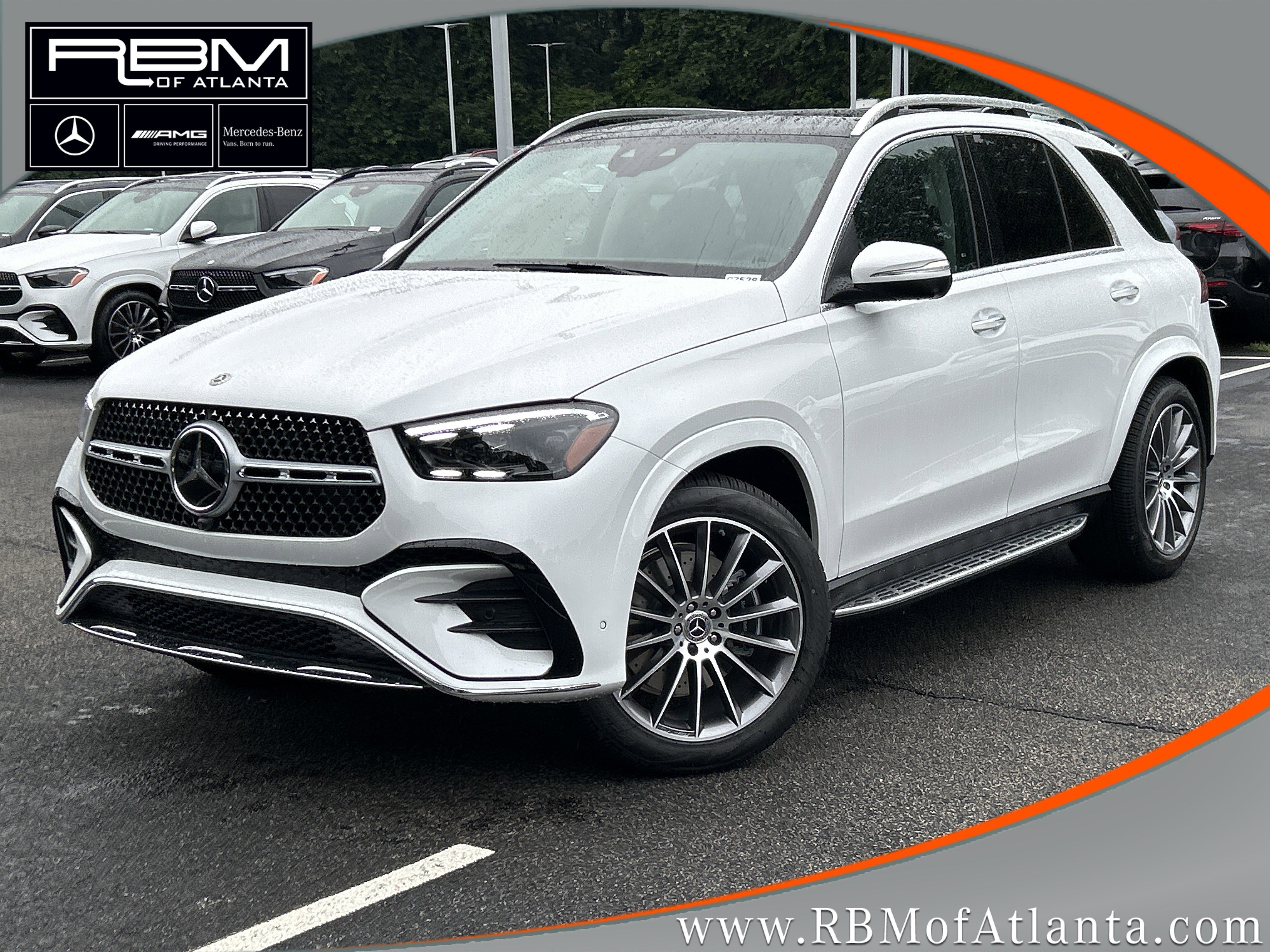 New 2026 MANUFAKTUR Moonlight White Metallic Mercedes-Benz GLE 450 4MATIC® SUV image 1