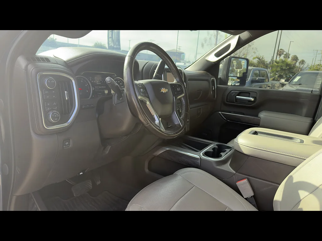 Used 2021 Northsky Blue Metallic Chevrolet LTZ image 5