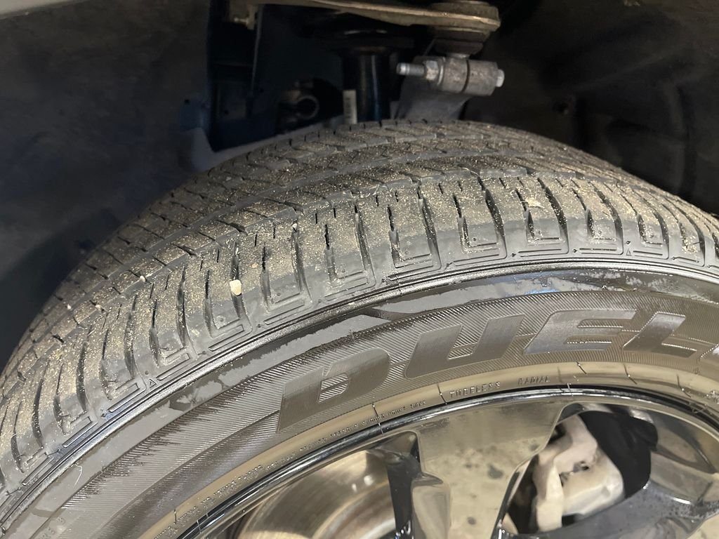 Certified Used 2025 Gray Jeep Altitude image 12