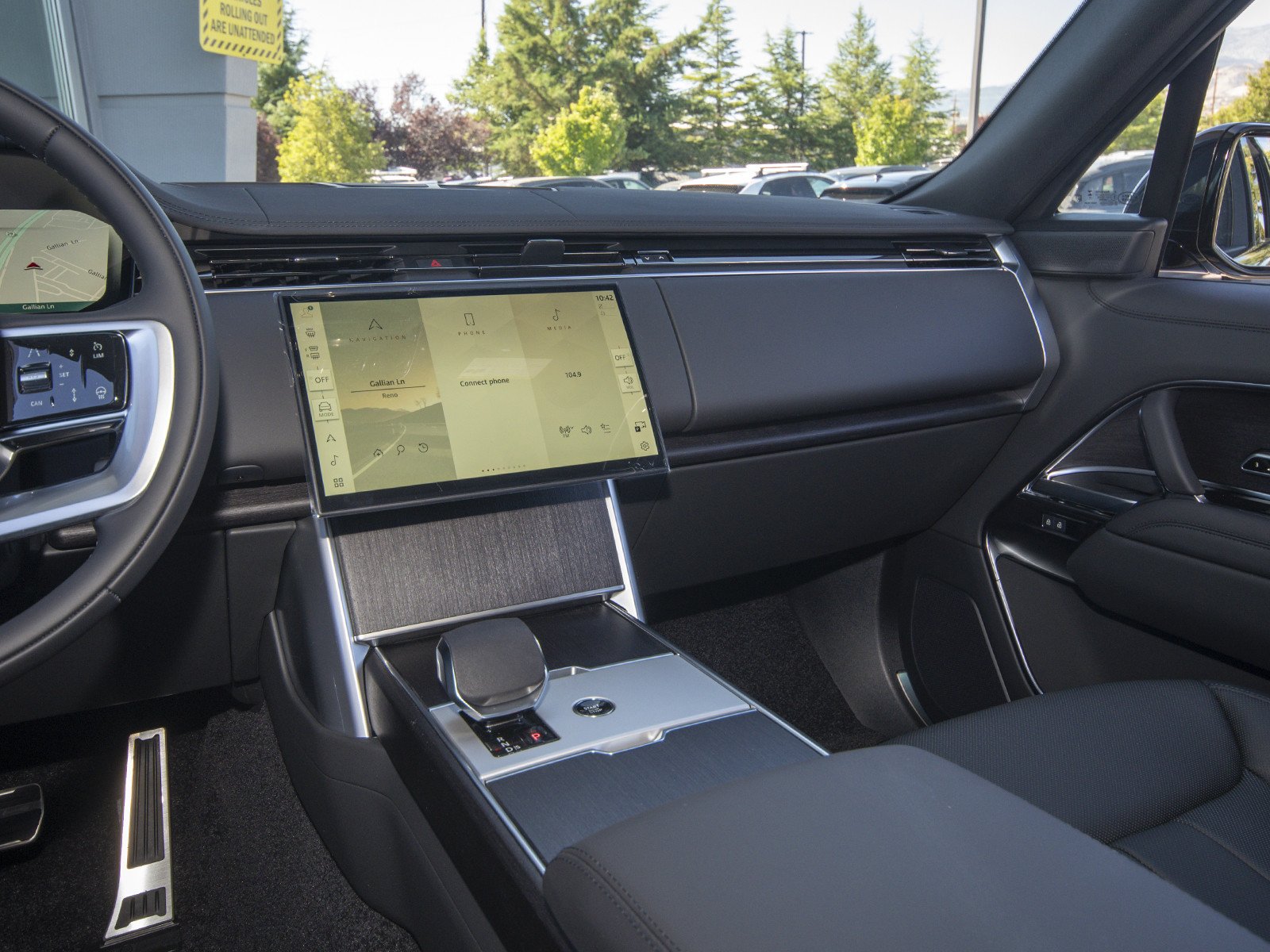 New 2026 Carpathian Grey Land Rover SE image 41