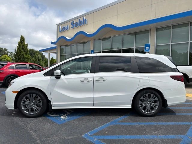 Certified Used 2026 Platinum White Pearl Honda Touring image 12