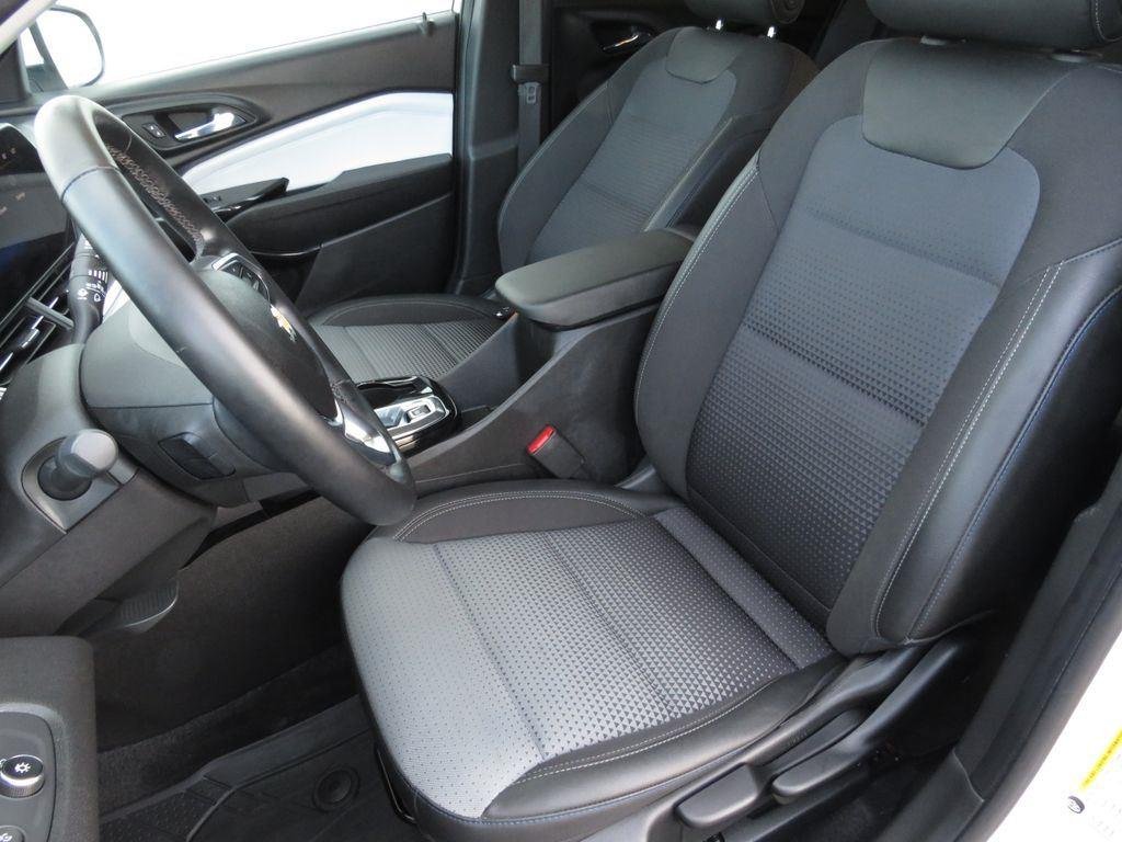 Used 2024 Summit White Chevrolet LT image 20