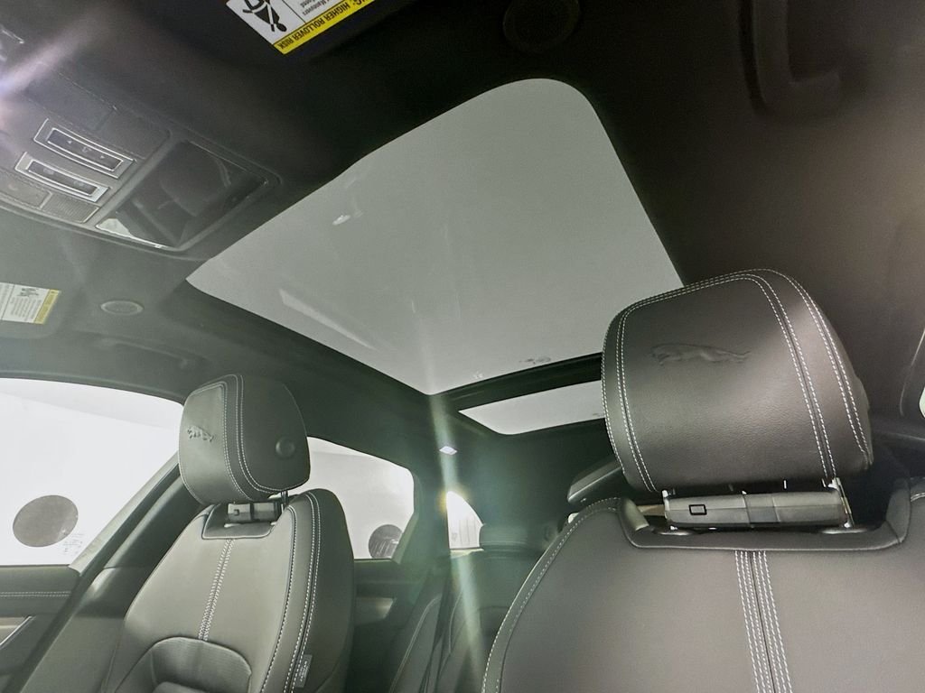 2026 Jaguar F-Pace R-Dynamic S - Photo 21