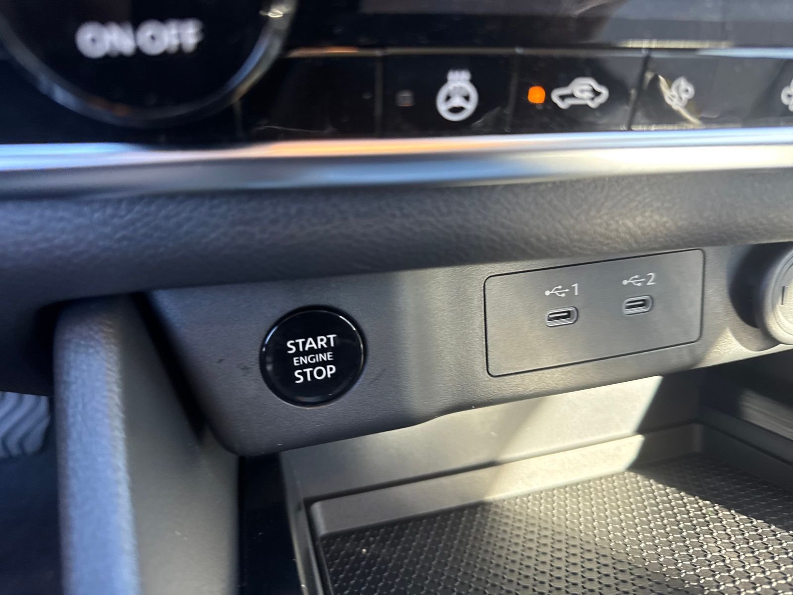 New 2026 Nissan Rogue Dark Armor 4D Sport Utility