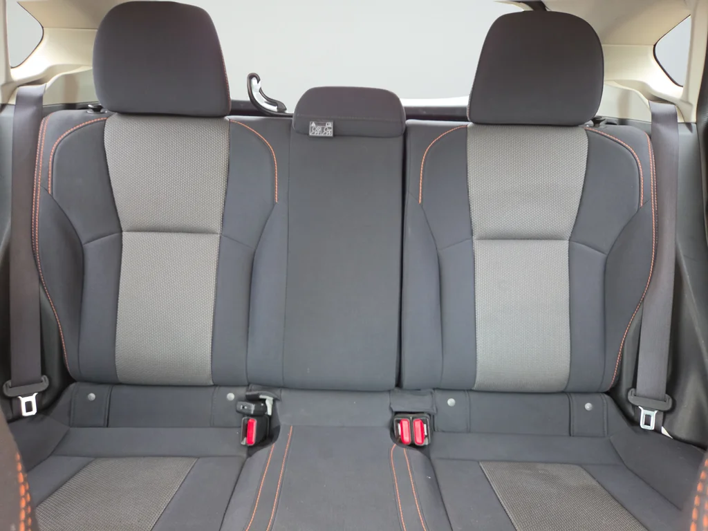 Used 2019 Silver Subaru 2.0i Premium image 22
