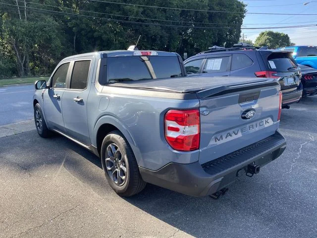Used 2025 Azure Gray Metallic Ford XLT image 4