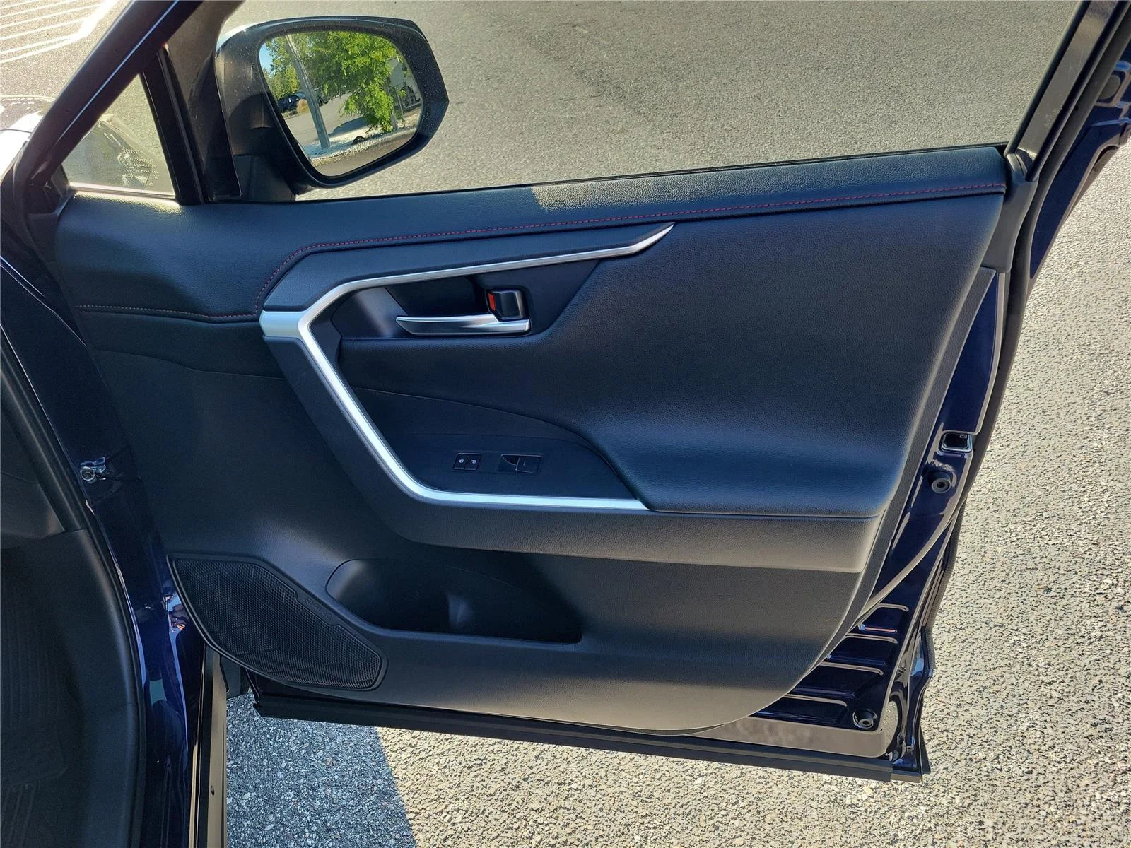 Used 2024 Blueprint/Midnight Black Metallic Toyota XSE image 38