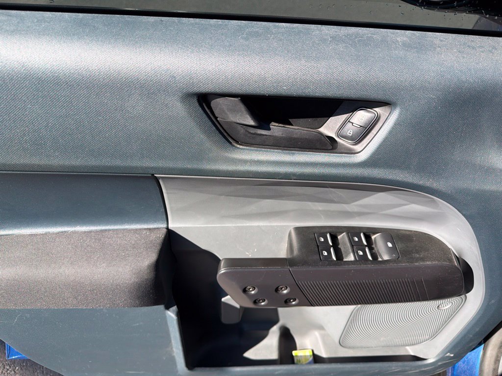 Used 2023 Blue Ford XL image 19