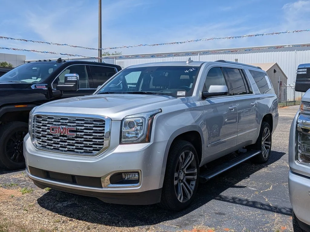 Used 2018 Silver GMC Denali image 1