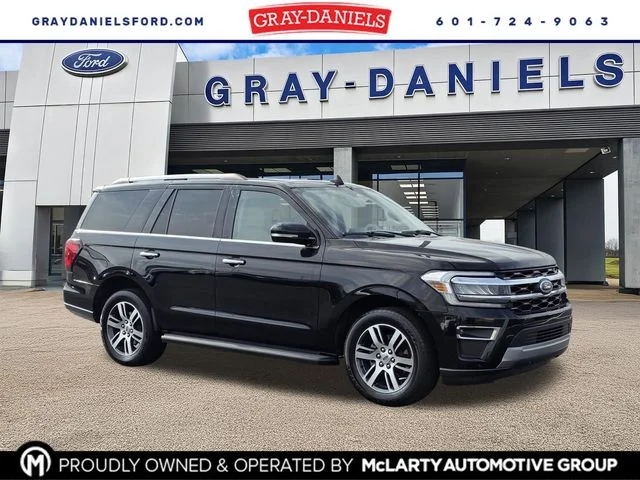 2024 Ford Expedition Limited's photo