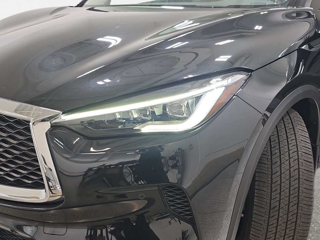 Certified Used 2023 Mineral Black INFINITI SENSORY AWD image 28