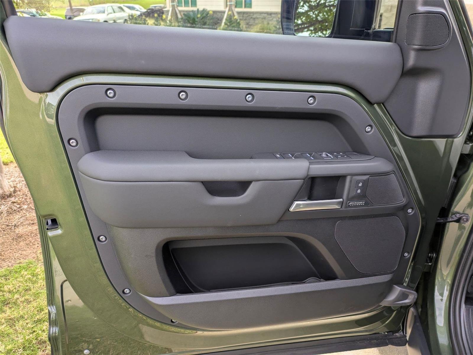 Used 2026 Woolstone Green Metallic Land Rover X-Dynamic SE image 11