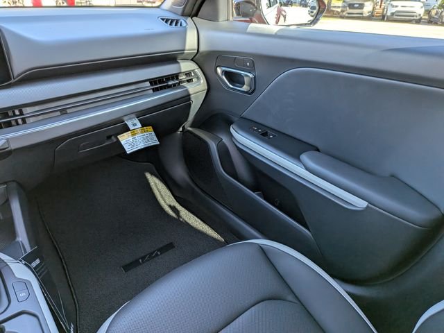 New 2026 Currant Red Kia GT-Line image 18