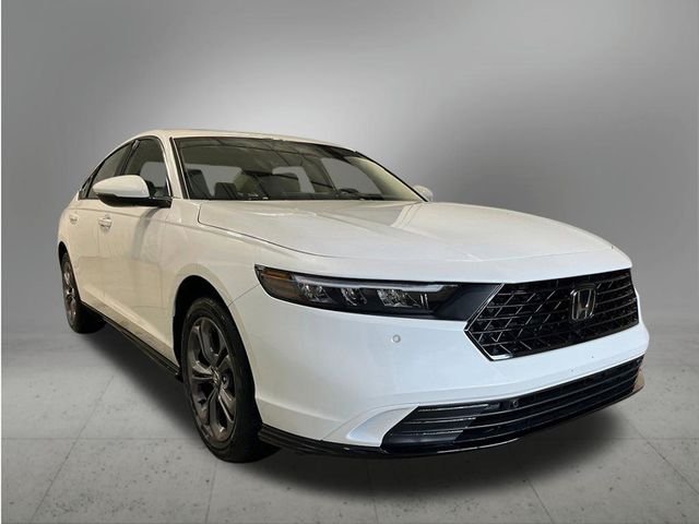 New 2026 Platinum White Pearl Honda EX-L image 9