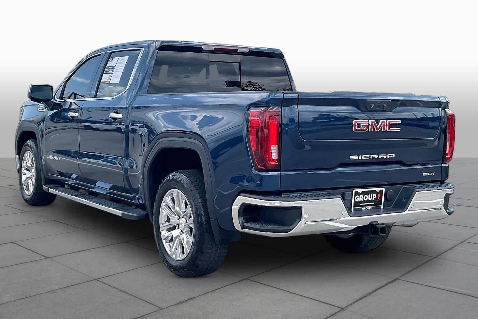 Used 2023 PACIFIC BLUE METALLIC GMC SLT image 12