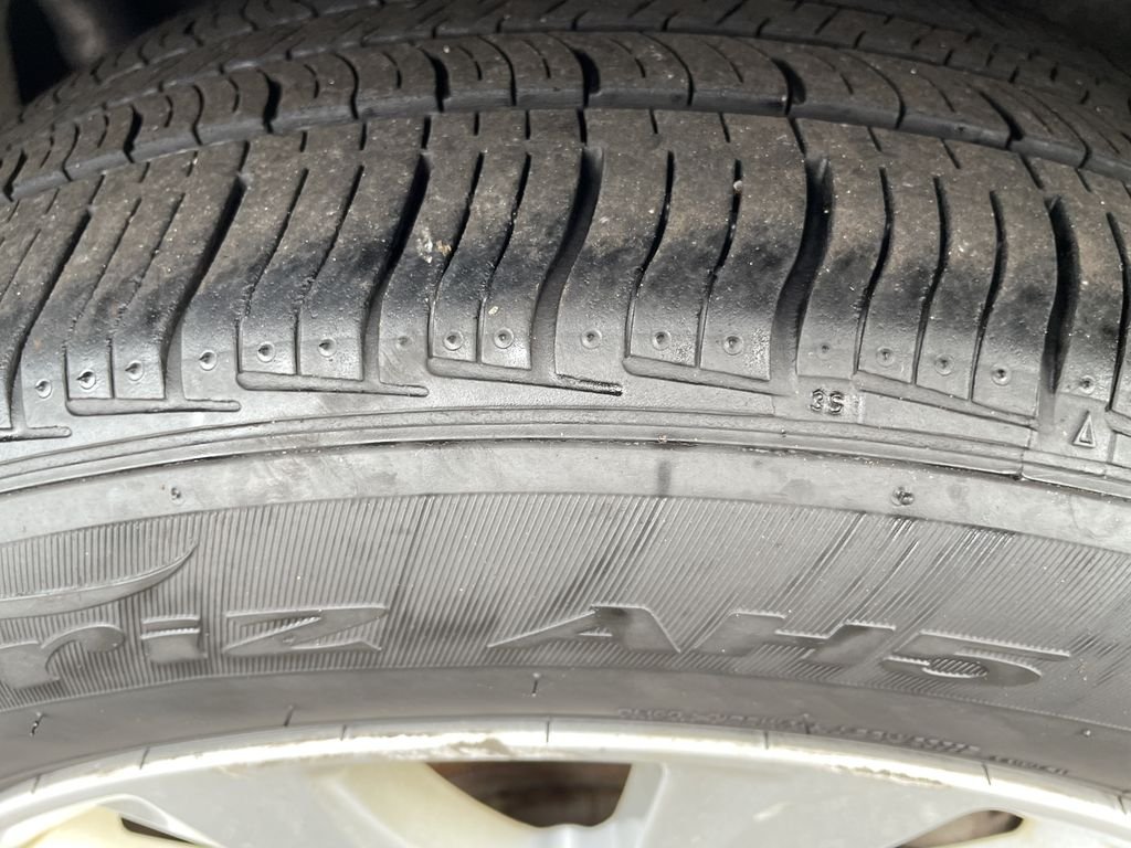 Used 2018 Gray Toyota LE image 28