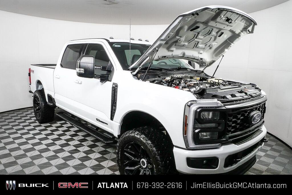 Used 2024 Oxford White Ford XLT image 32