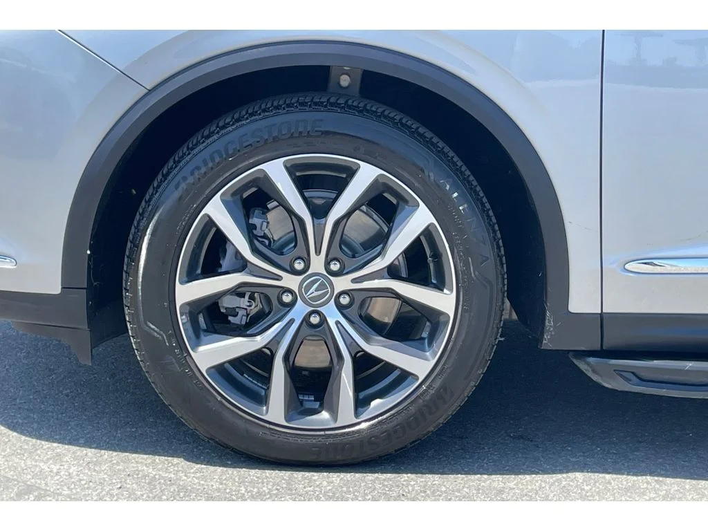 Used 2023 Lunar Silver Metallic Acura TECH image 46