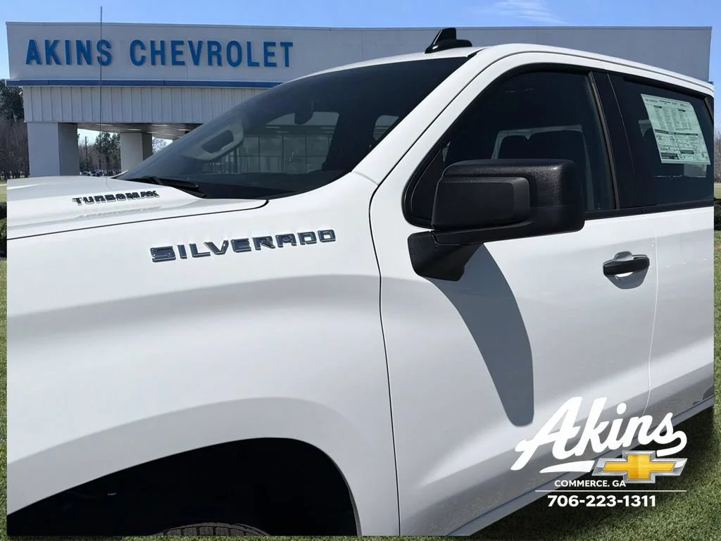 New 2026 Summit White Chevrolet WT image 2