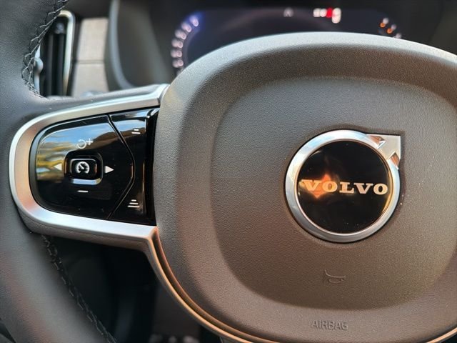2026 Volvo XC90 Plus - Photo 22