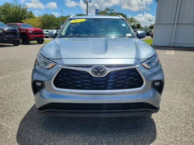 2024 Toyota Highlander XLE - Photo 8