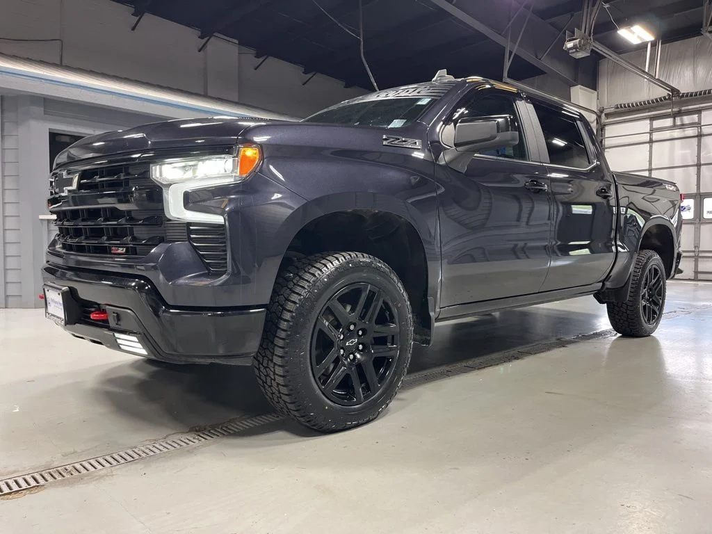Used 2022 Ash Chevrolet LT Trail Boss image 3