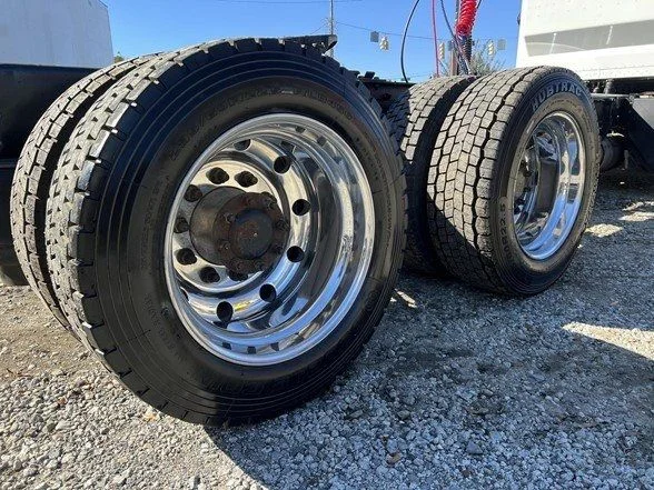 Used 2012 White Peterbilt with 4 Car Cage image 26