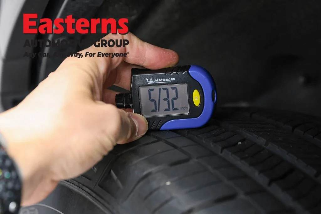 Used 2022 Gray Jeep Limited image 30