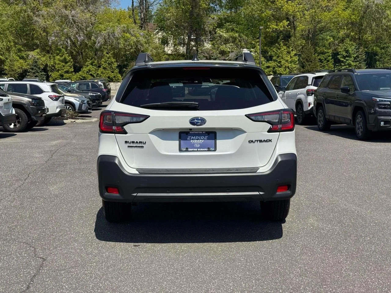 Used 2025 Crystal White Pearl Subaru Onyx Edition image 7