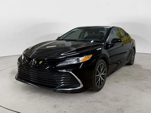 2024 Toyota Camry XLE AWD's photo