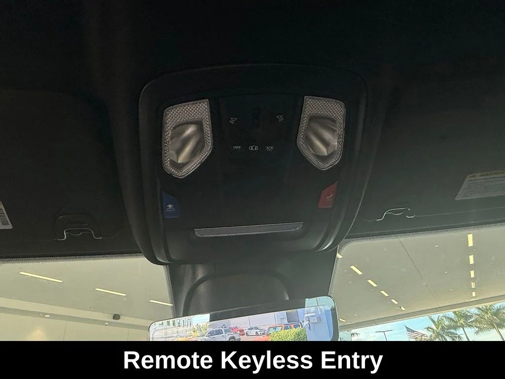 2025 RAM 3500 Chassis Tradesman - Photo 12