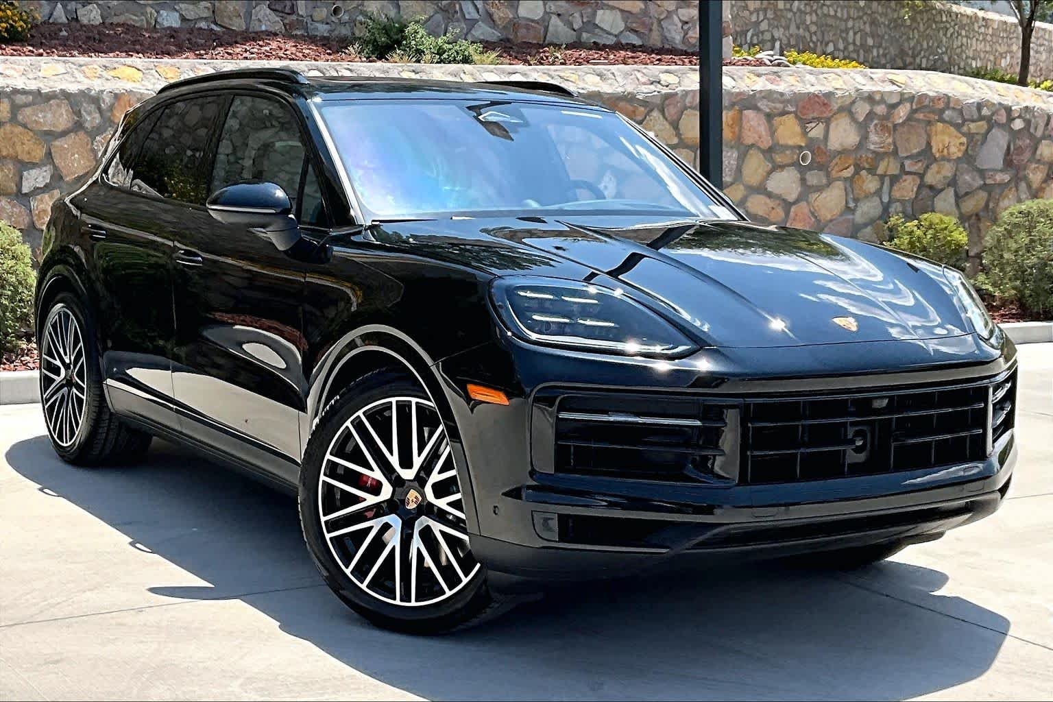New 2026 Chromite Black Metallic Porsche S image 9