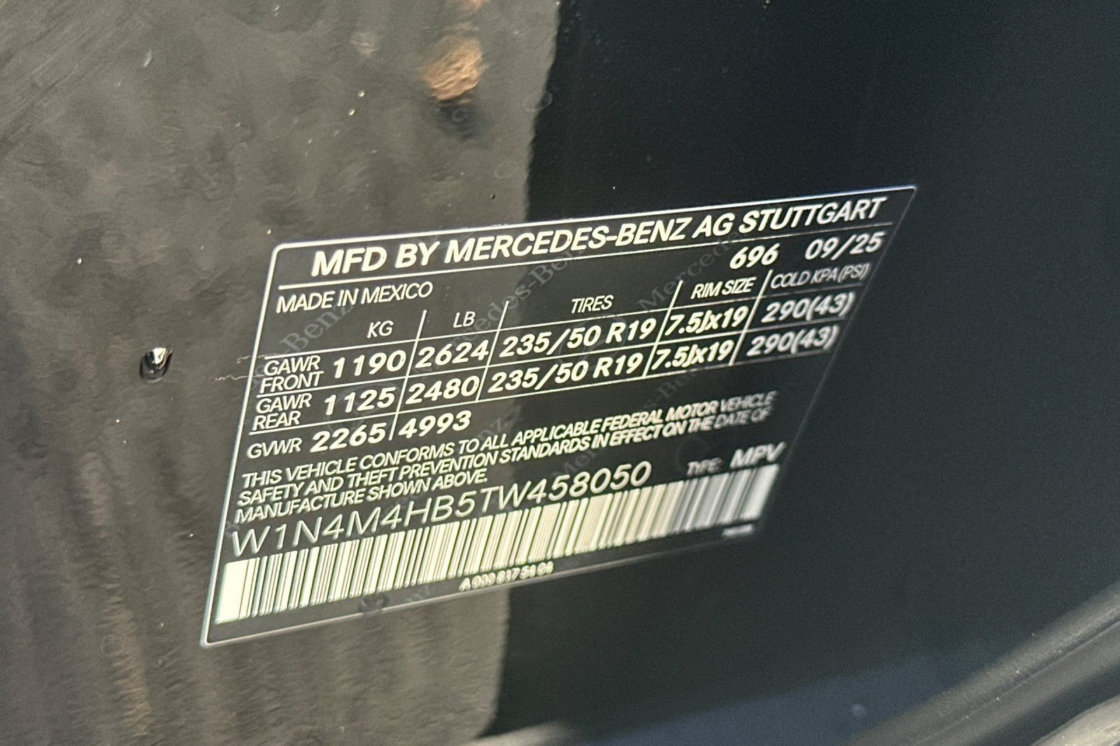 New 2026 Black Mercedes-Benz GLB 250 image 27