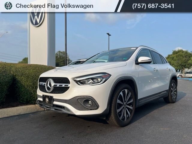 Used 2023 Polar White Mercedes-Benz GLA 250 4MATIC® image 1