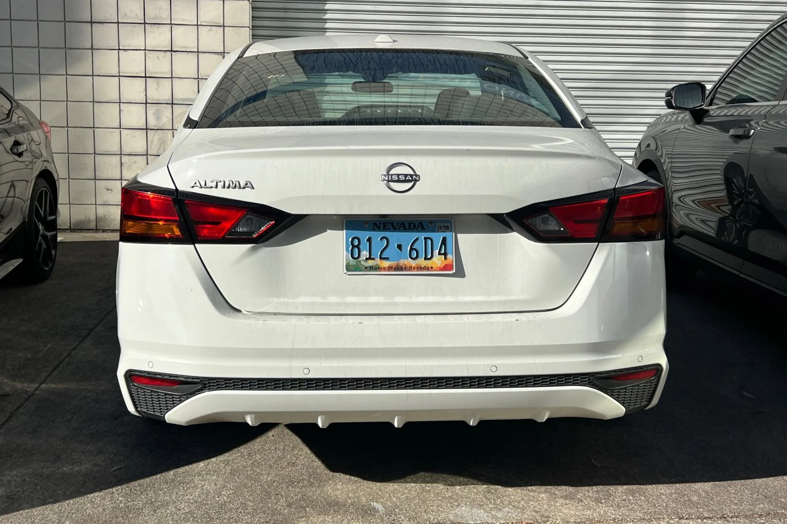 Used 2025 Glacier White Nissan 2.5 SV image 7