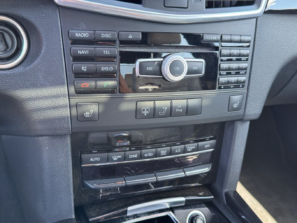 Used 2012  Mercedes-Benz E 350 image 12