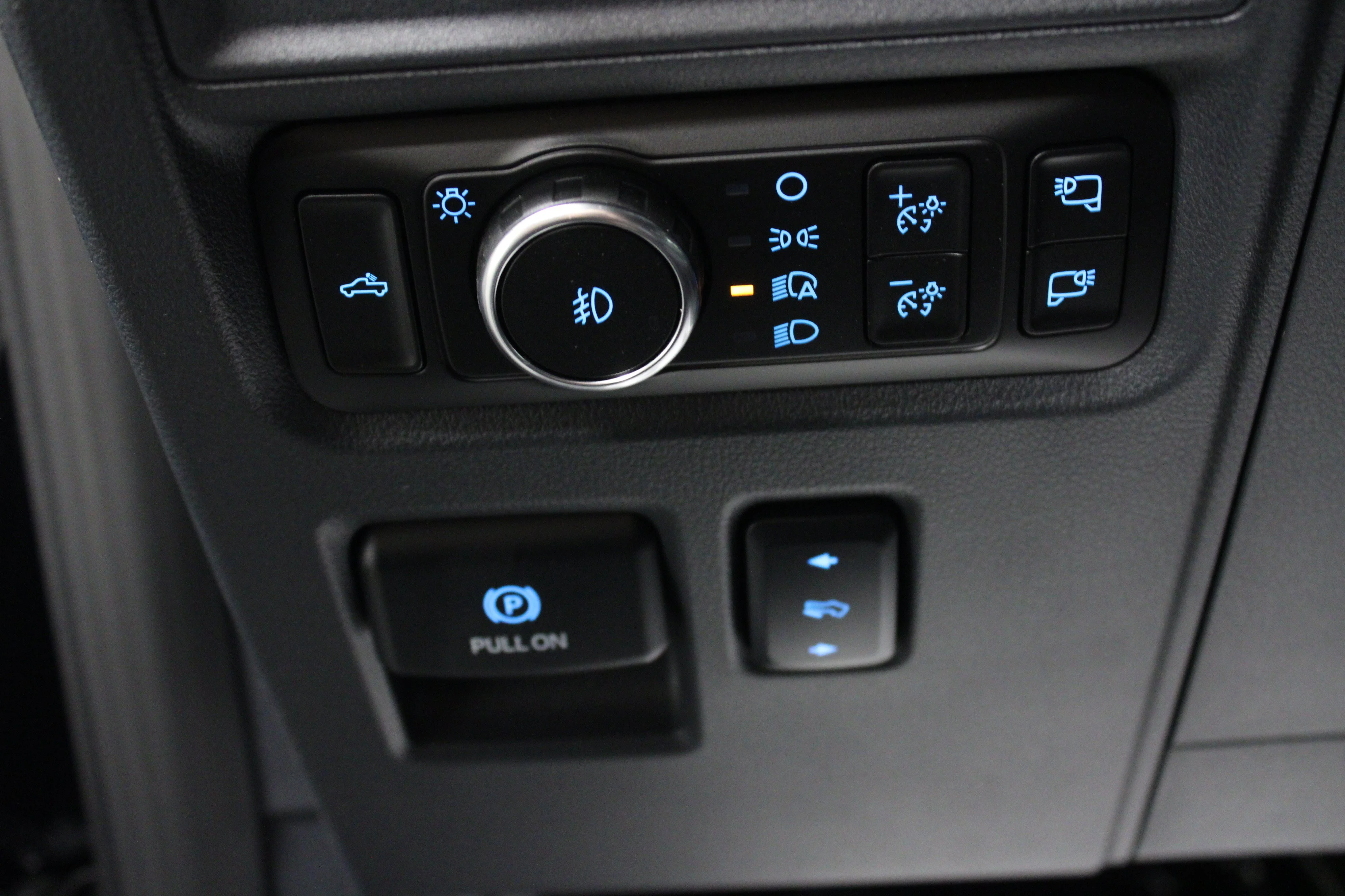 New 2026 Agate Black Metallic Ford Lariat® image 16